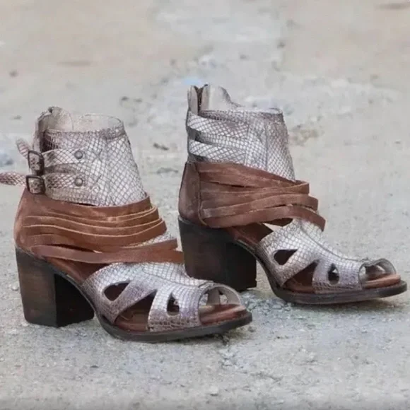 SOLD - EUC Vintage Freebird Nest, size 9, fits 10 - Picture 3 of 9